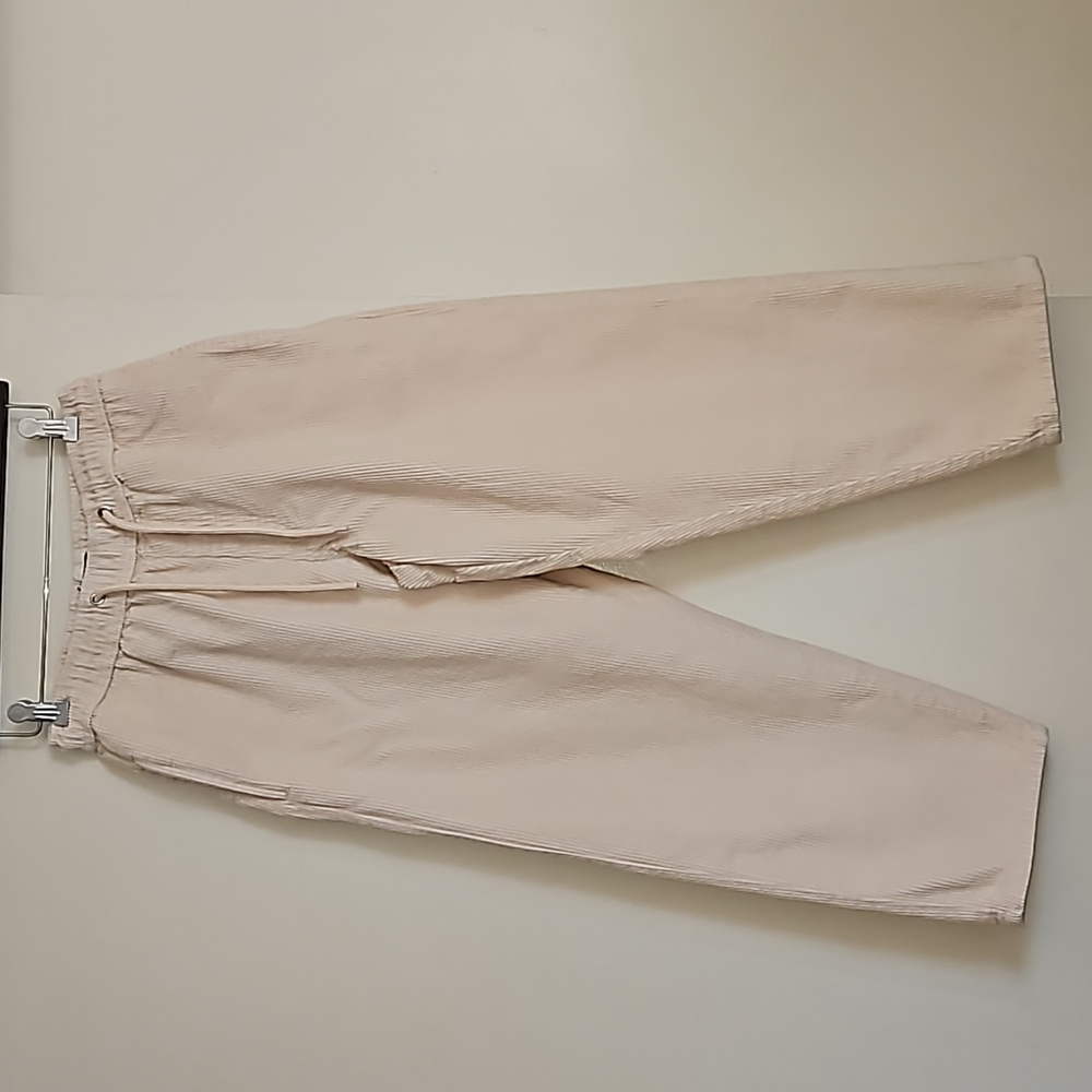 Man boohooMAN corduroy baggy pants size 30R